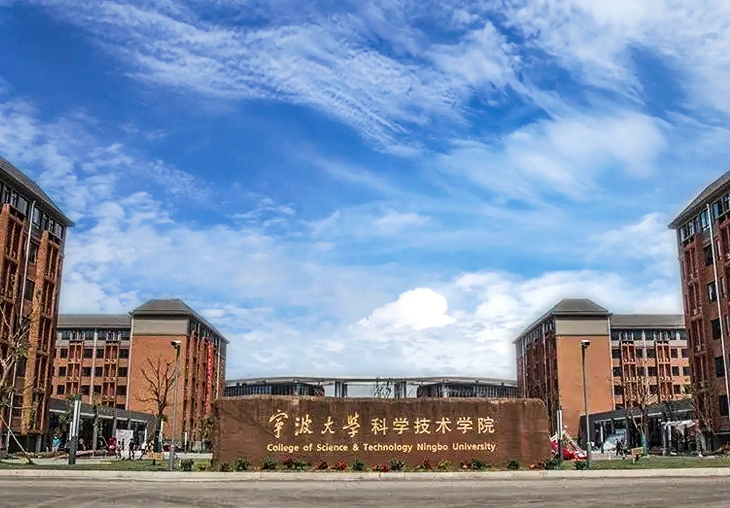 ������ѧ��ѧ����ѧԺ